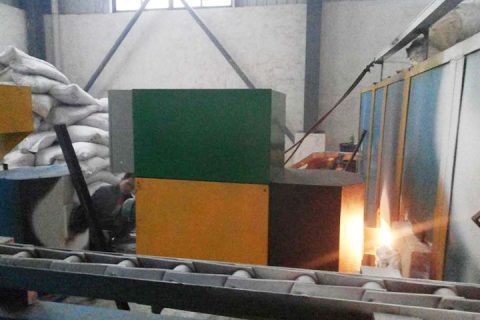 佛山某铝材厂定制的棒炉加热生物质燃烧机